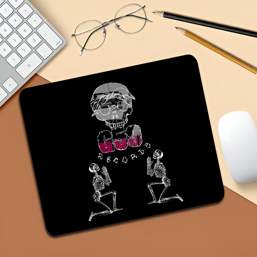 Singer Suicideboy New World De - đánh giá và giá Laptop Accessories World