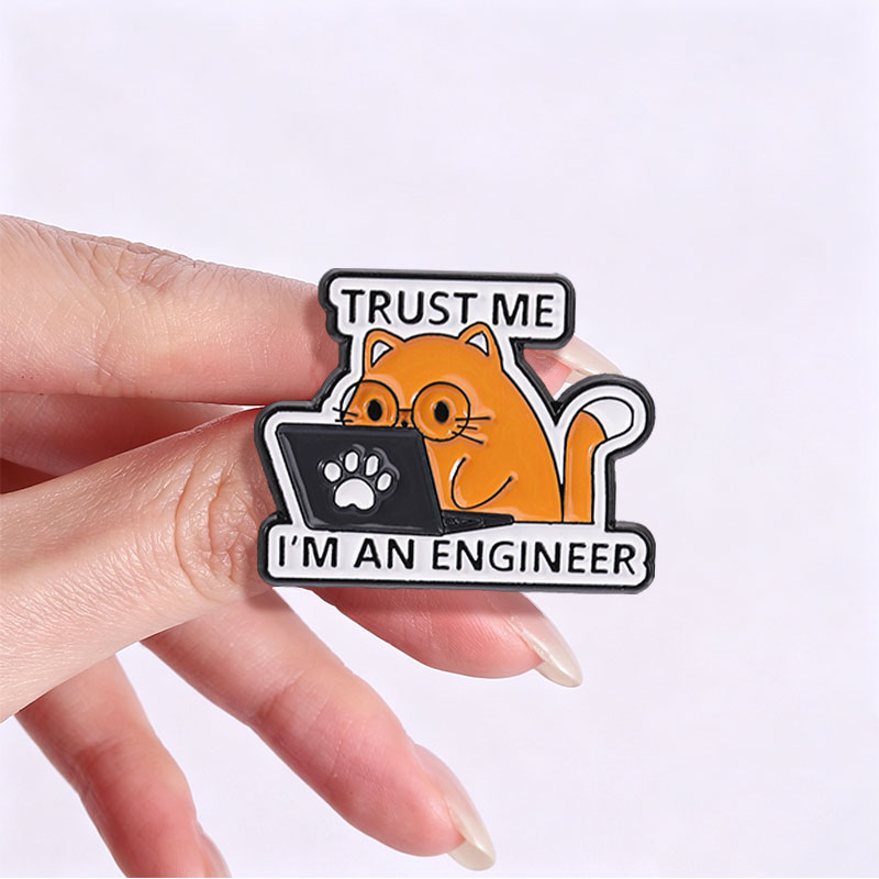I'm An Engineer Quote Enamel P - đánh giá và giá Laptop Accessories Design